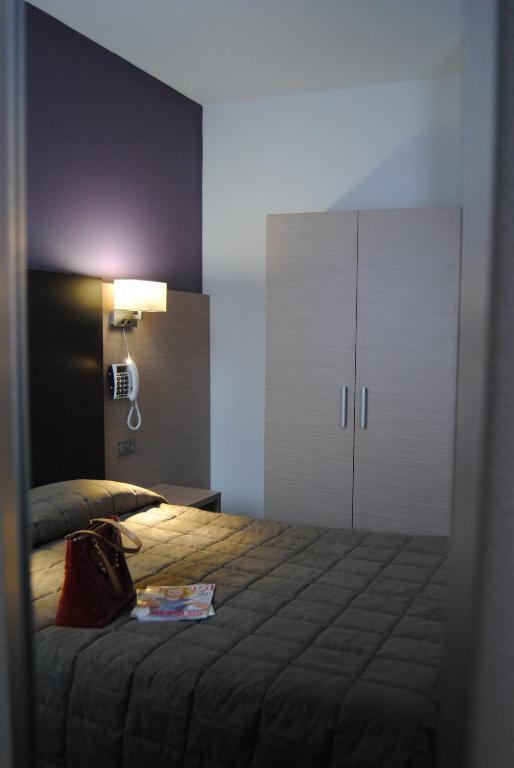 Hôtel Roc de Massabielle Lourdes Camera foto